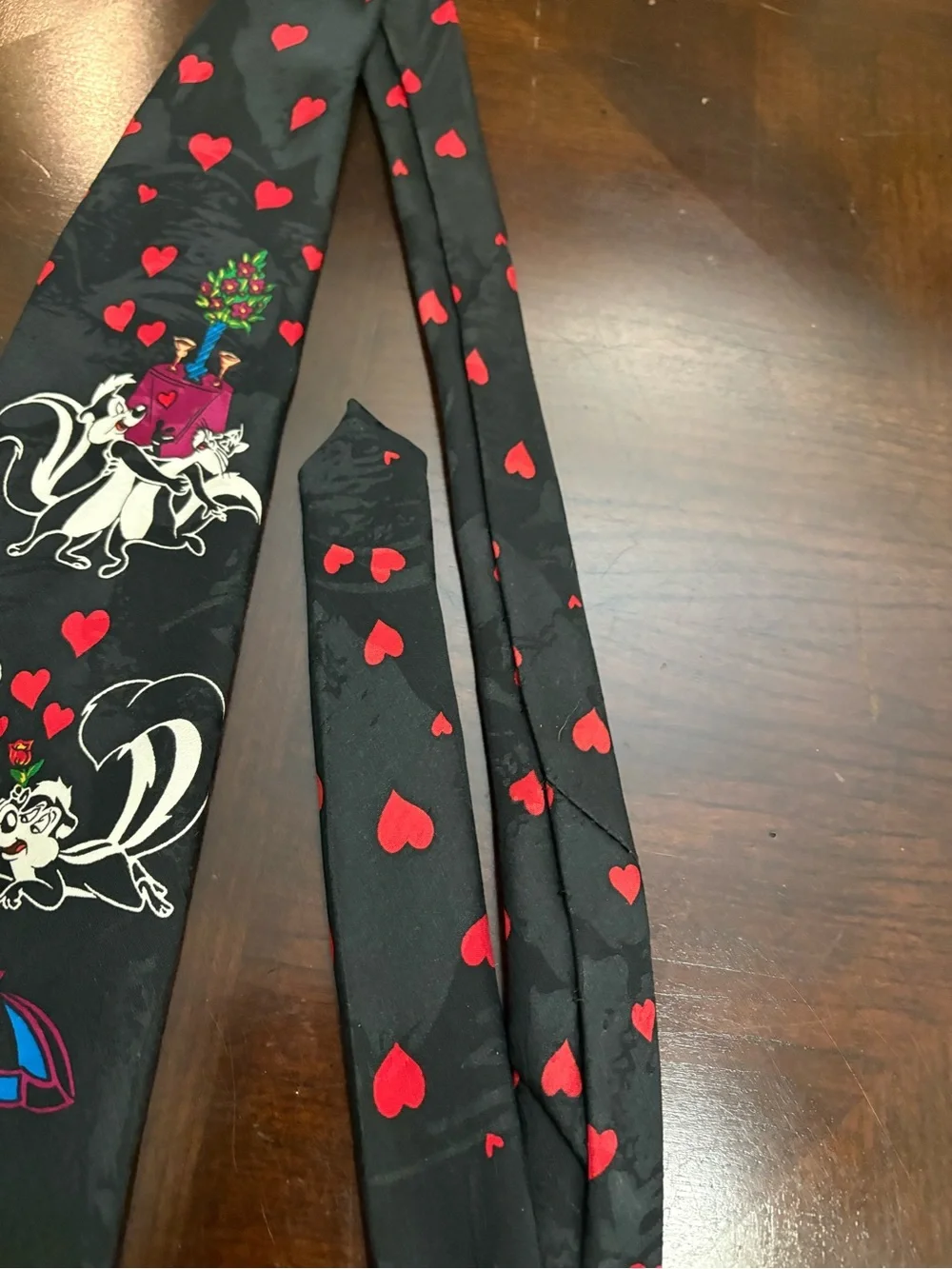 Pepe Le Pew Looney Tunes Mania Tie 1993 100% Polyester Penelope Love